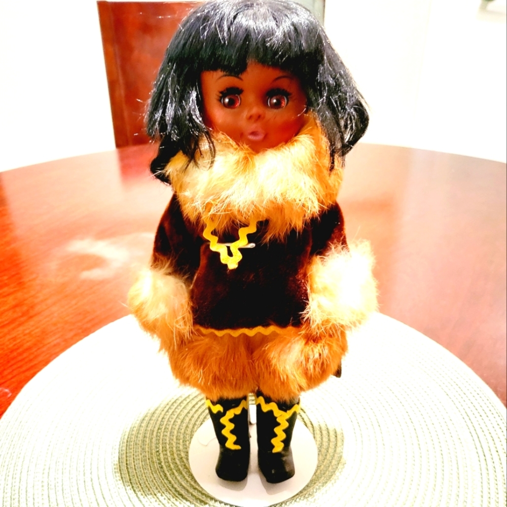 Eskimo - Picture 9 of 10